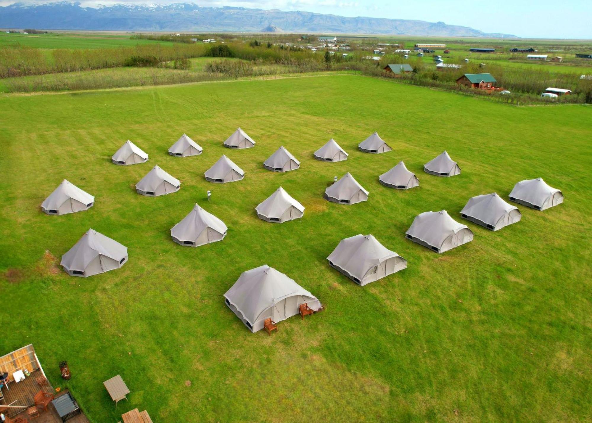 Godaland Glamping 霍尔斯沃德吕尔 外观 照片